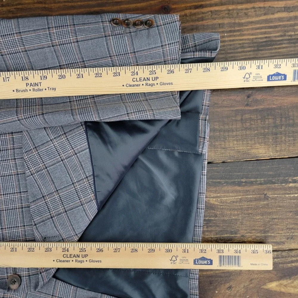 Stafford Mens Sport Coat Blazer Two Button Gray Plaid Poly Wool Size 52R Classic